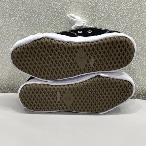 Maison Mihara Yasuhiro Men's US 6 Hank OG Sole Canvas Low Top Sneaker Black - Picture 3 of 11